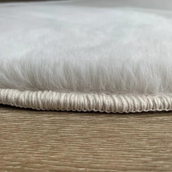 Covor Tip Blanita, ivory, rotund, antiderapant - CovorulPerfect